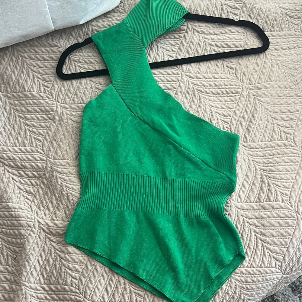 Green One-Shoulder Ribbed Top - Picture 2 of 2